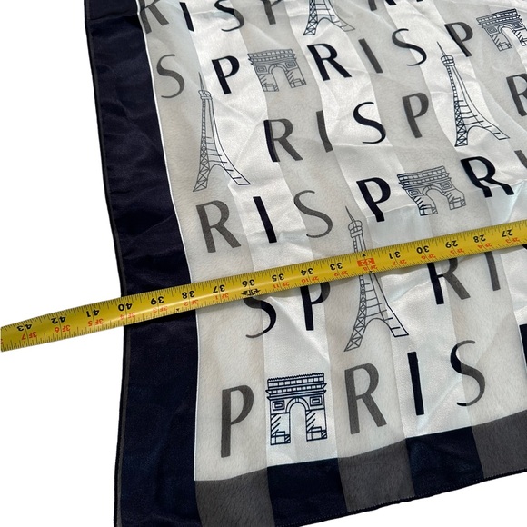 Women’s Scarf Eiffel Tower Print Navy Blue White Size 40 x 37.5” - Picture 7 of 10